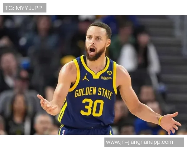 静雨称小佩顿球场嗅觉超群库里可放心养伤恢复状态