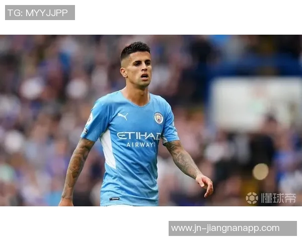 坎塞洛重返尤文传闻被辟谣罗马诺称双方未接触薪资成难题